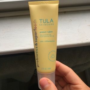 TULA sunscreen - protect and glow